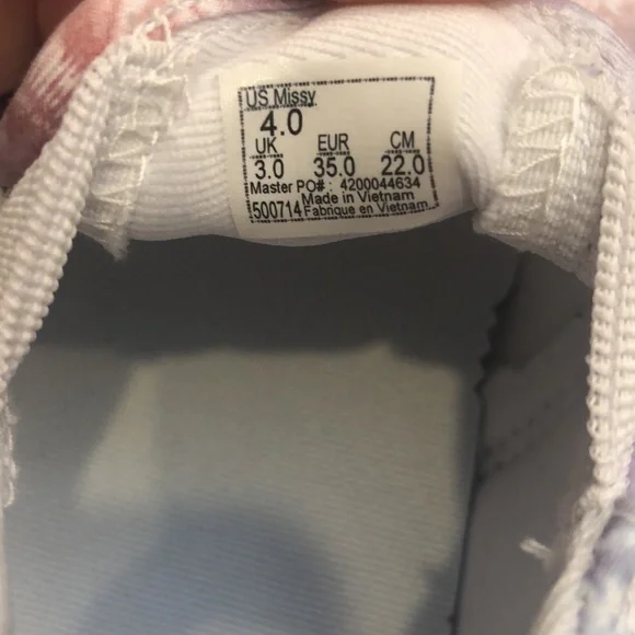 NIB Vans Asher Heart Tie Dye Slip-On Shoes (Big girls sizes) - Picture 12 of 12